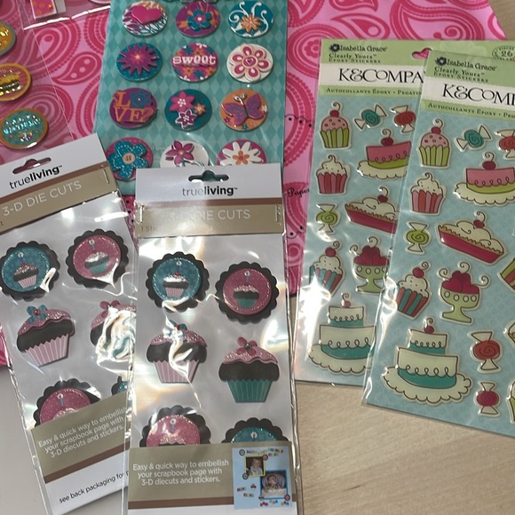 NWT Miscellaneous Girls/Teen Scrapbook Lot - Picture 3 of 8